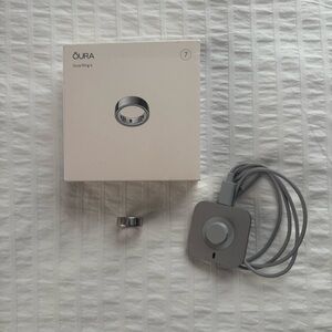 Oura Ring 4, Silver, size 7